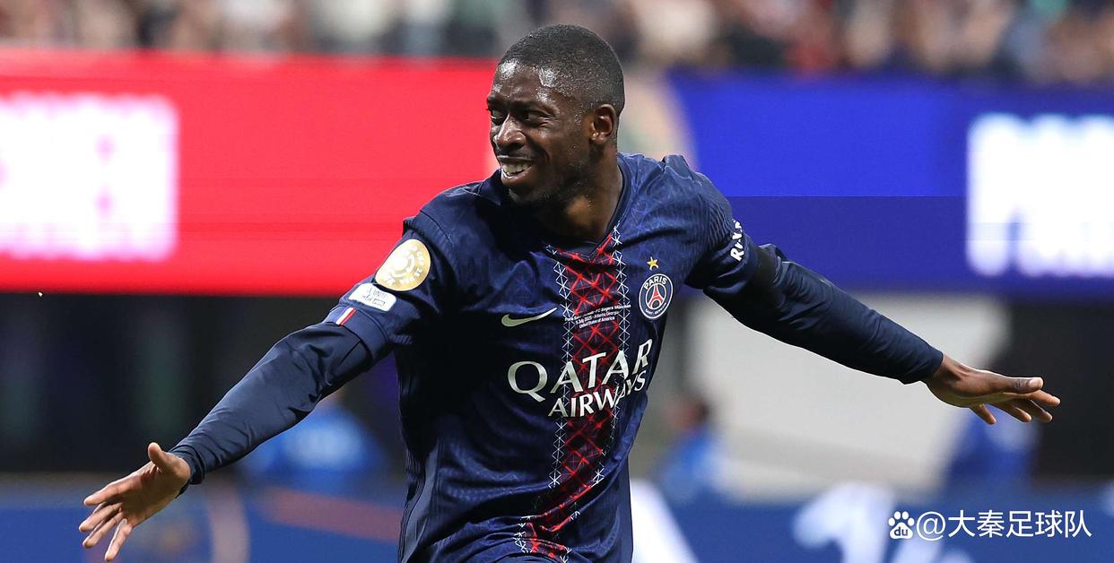 巴黎圣日耳曼球员表现抢眼赢得掌声的简单介绍