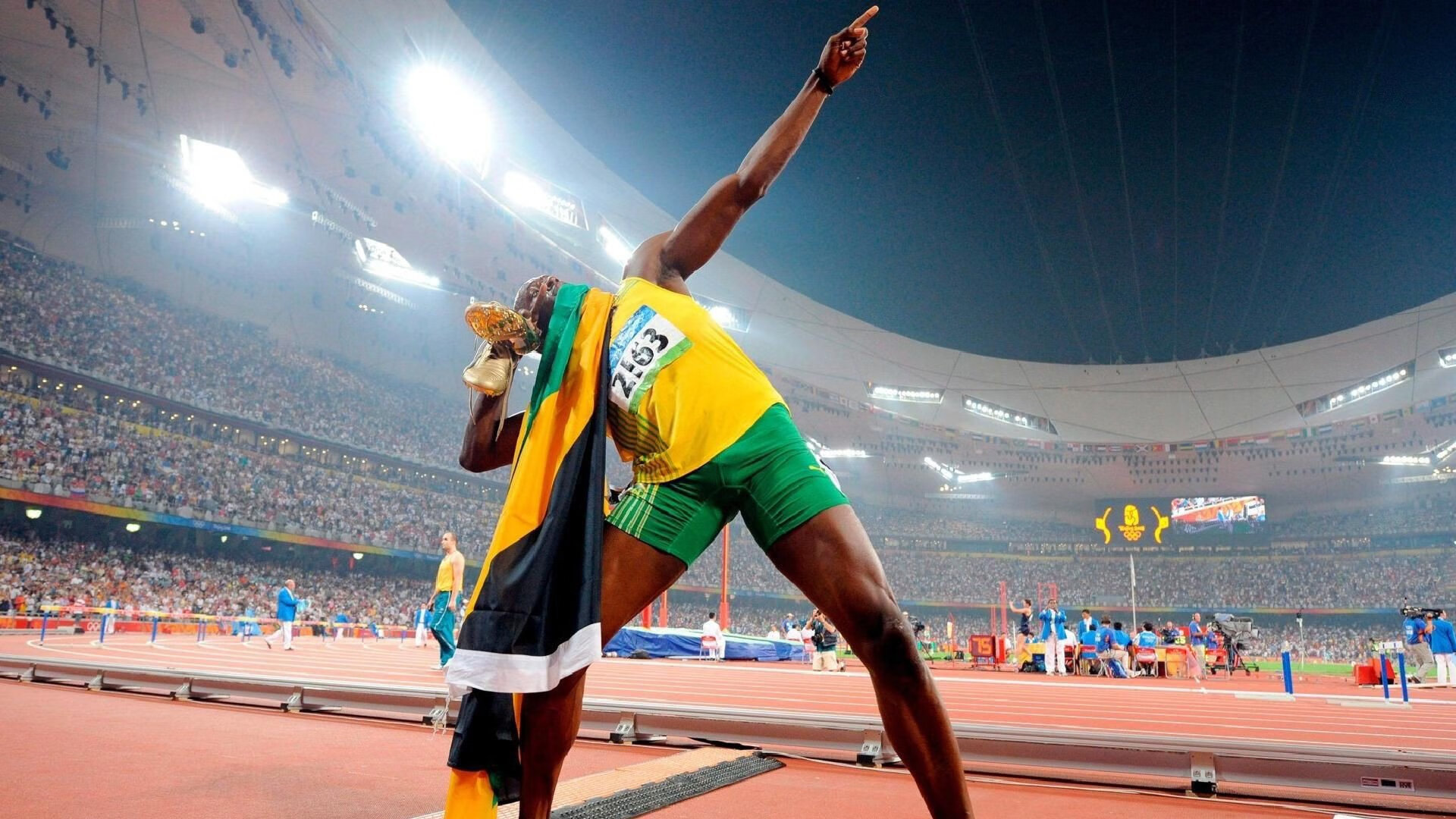 舞台越大越强,克瓦拉茨赫利亚在法国对阵威尔士之战中的闪耀时刻